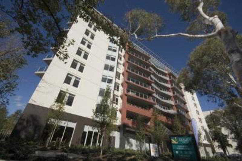 Pacific Suites Канберра Экстерьер фото